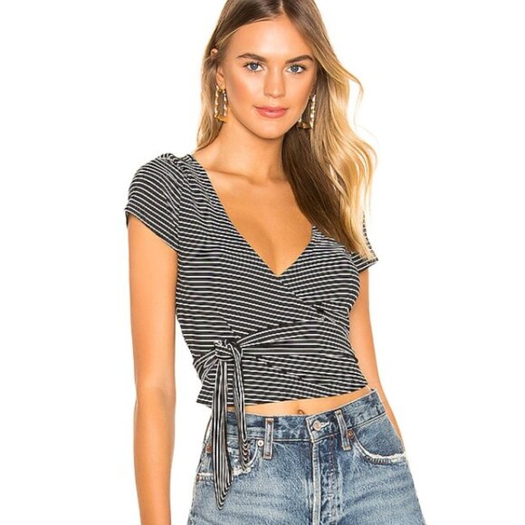 NWOT superdown Luann Wrap Tie Top in black stripe size small - Picture 1 of 5